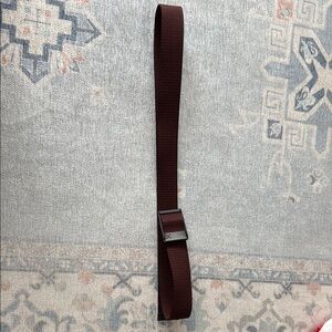 Men's Lululemon maroon belt